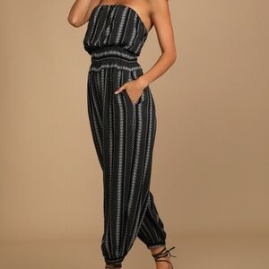 Lulus Global Adventurer Black And White Print Strapless Jumpsuit - Size M
